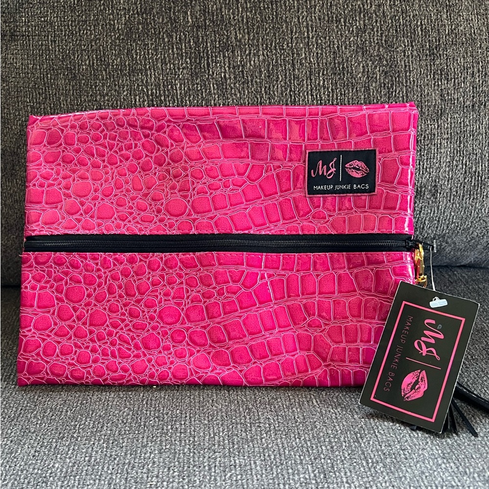 NWT Makeup Junkie Bag